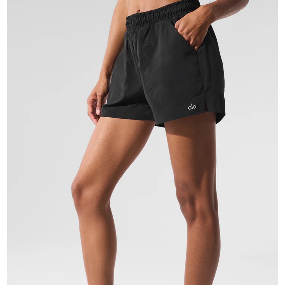 ALO Yoga Women's Alumni Short